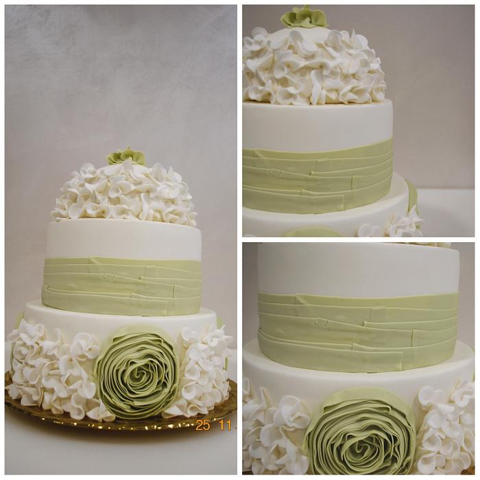 GREEN AND BEIGE WEDDING CAKE