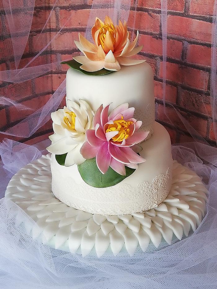 Wedding cake with water lilies