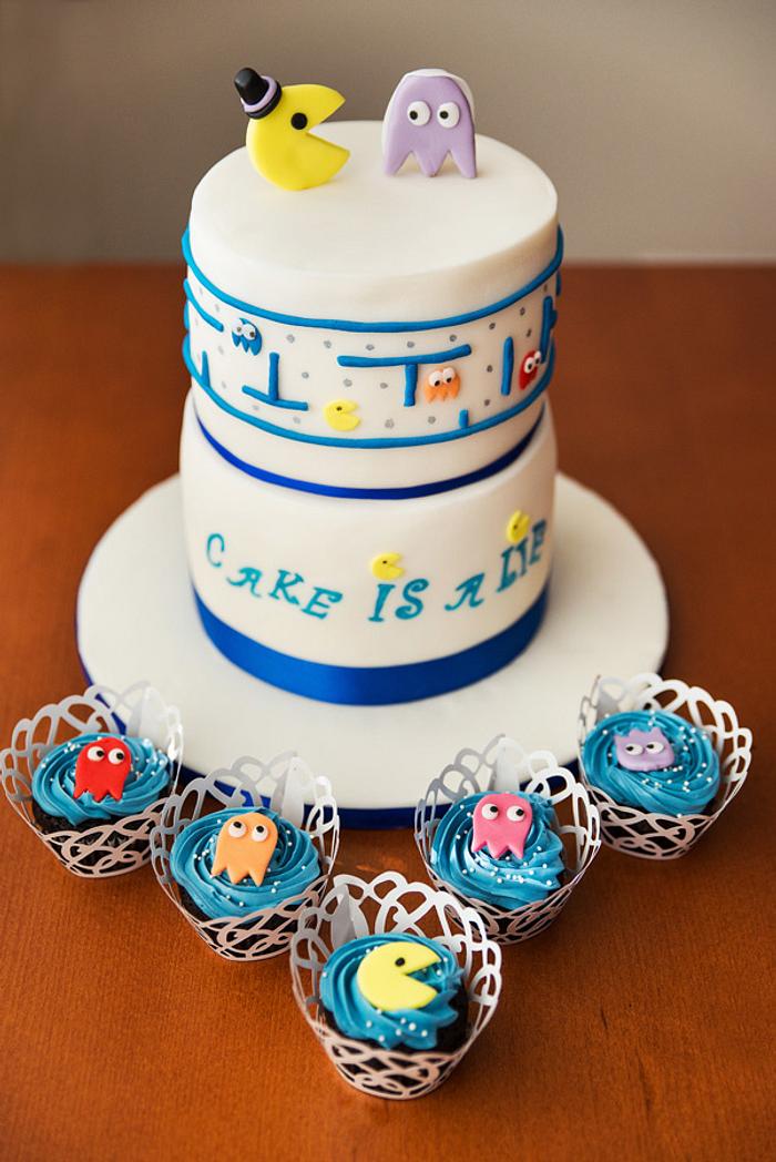 Pac man wedding cake