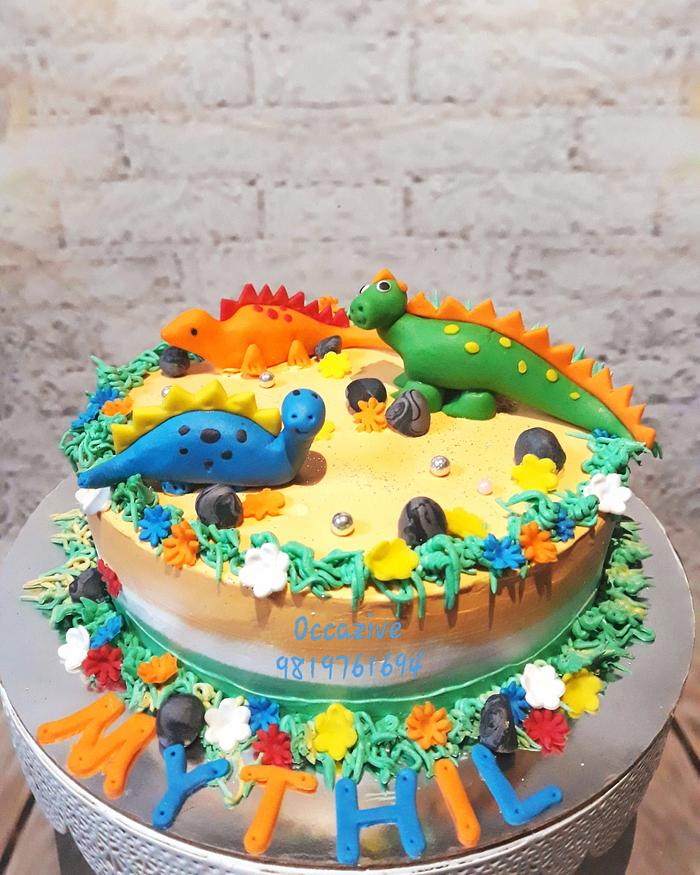 Dinosaur themed cake in Tiranga Theme