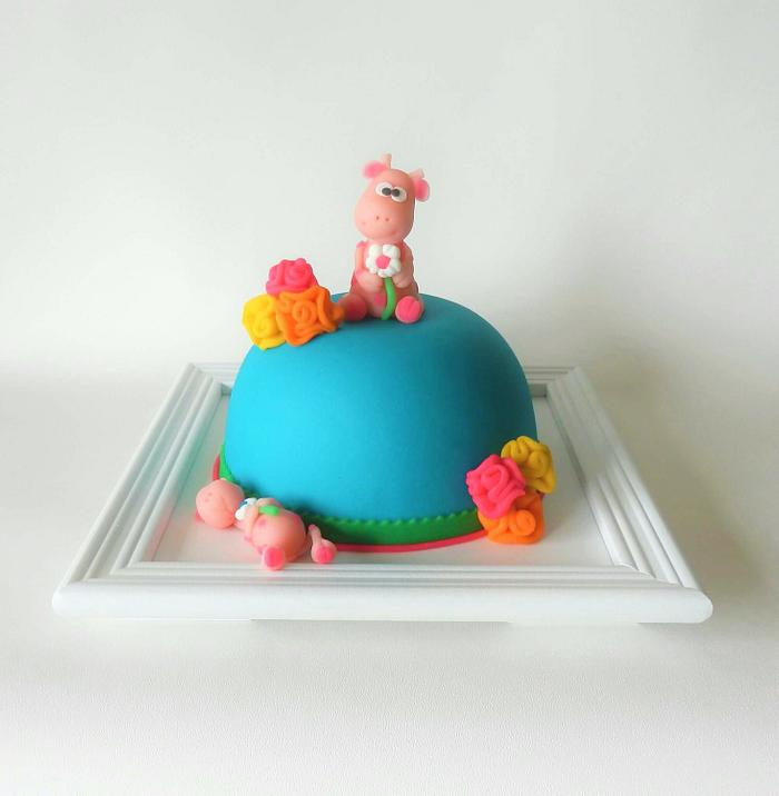 Sweet Cake with little pink Dino