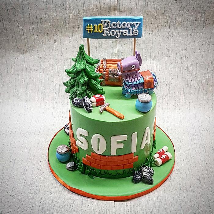 Fortnite Game Cake  Decorated Cake by The Custom Piece  CakesDecor