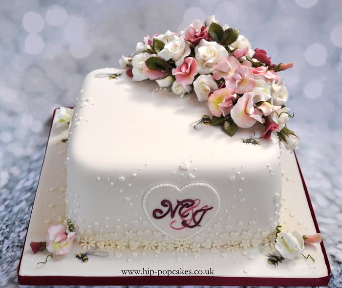 Sweet-pea wedding cake