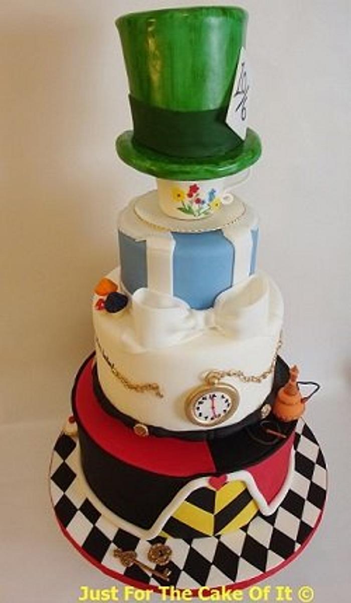 Alice in Wonderland cake