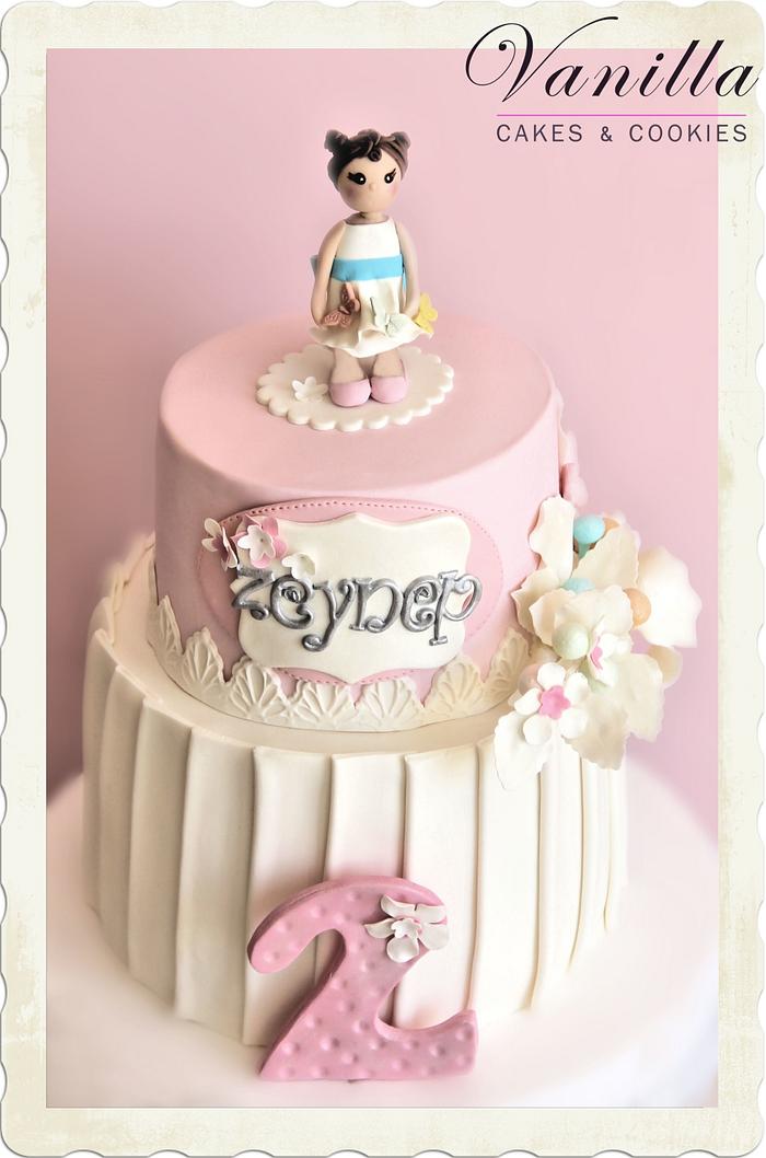 Pink&White Babygirl Cake