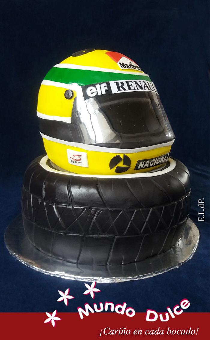 Senna´s helmet and tyre cake 