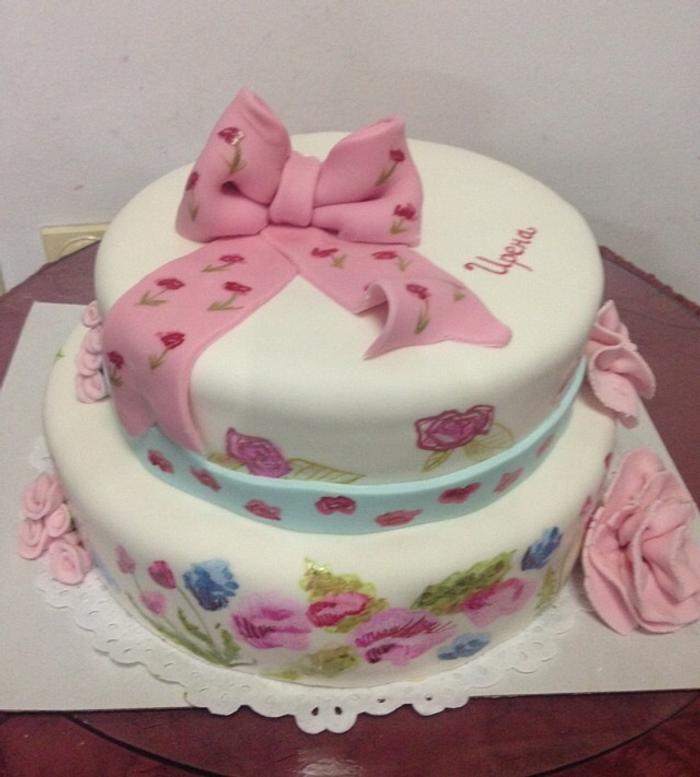 Romantic bow cake