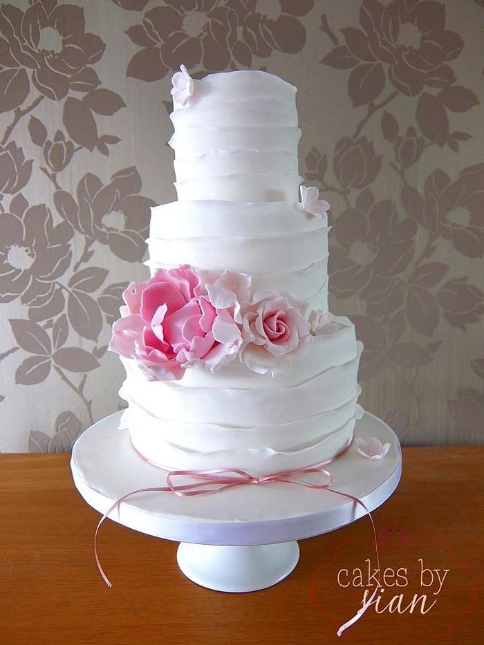 Rustic Ruffles Wedding Cake
