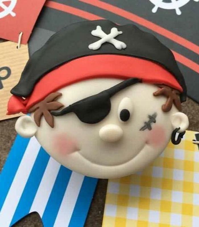 Pirate boy Cupcake 