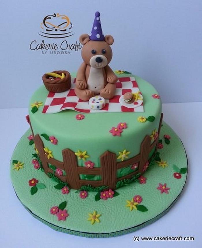 Teddy Birthday Cake 