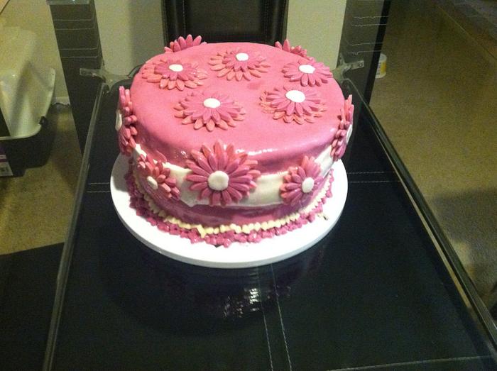 Cute flower cake