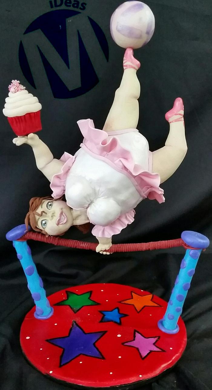 Chubby circus lady! gravity cake