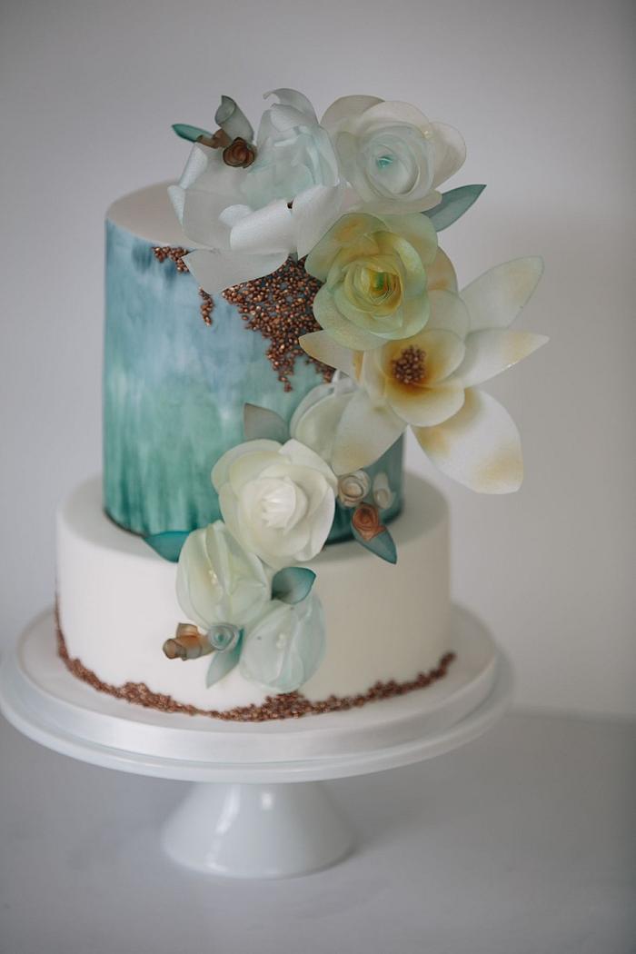 Waterside cake with flowers 