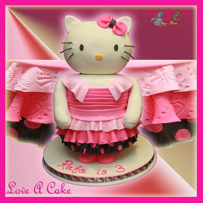 Hello Kitty 3D-themed Birthday Cake