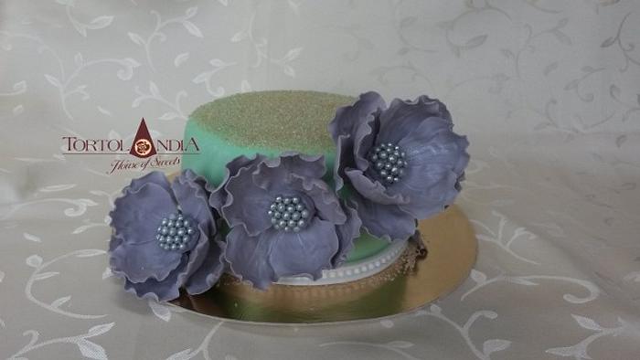 Summer cake with flowers