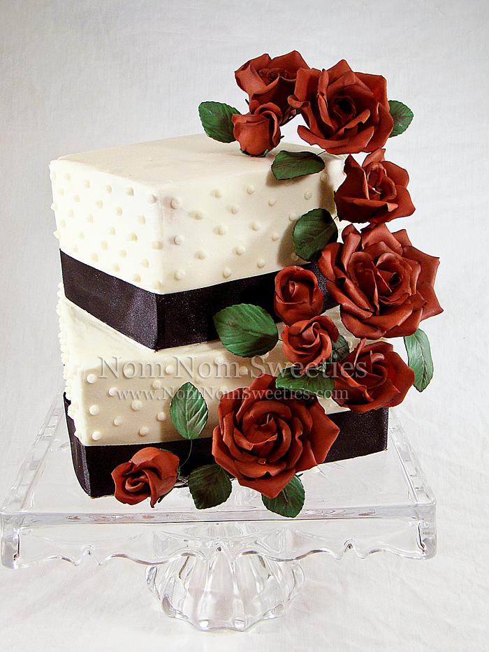 Red Roses Wedding Cake