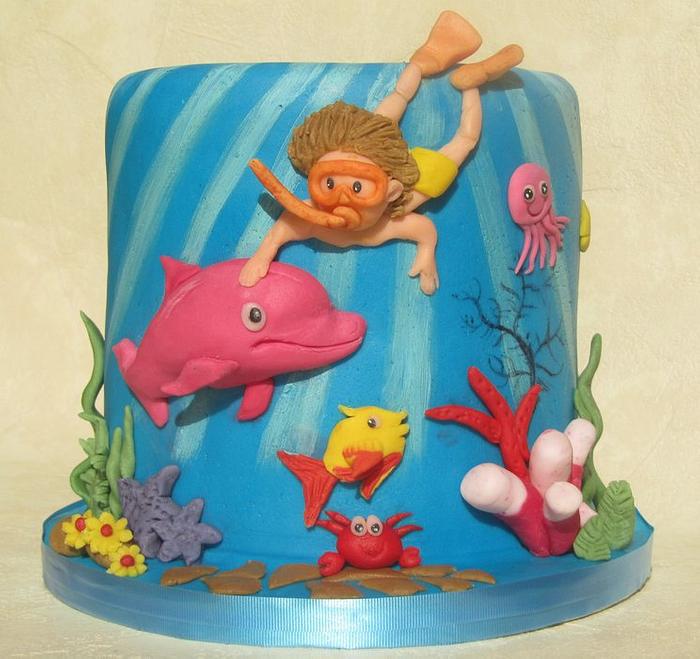 Underwater cake with pink dolphin