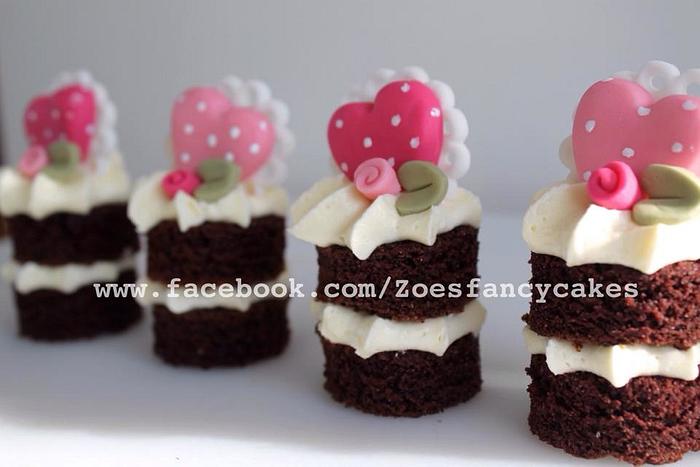Valentines mini heart cakes