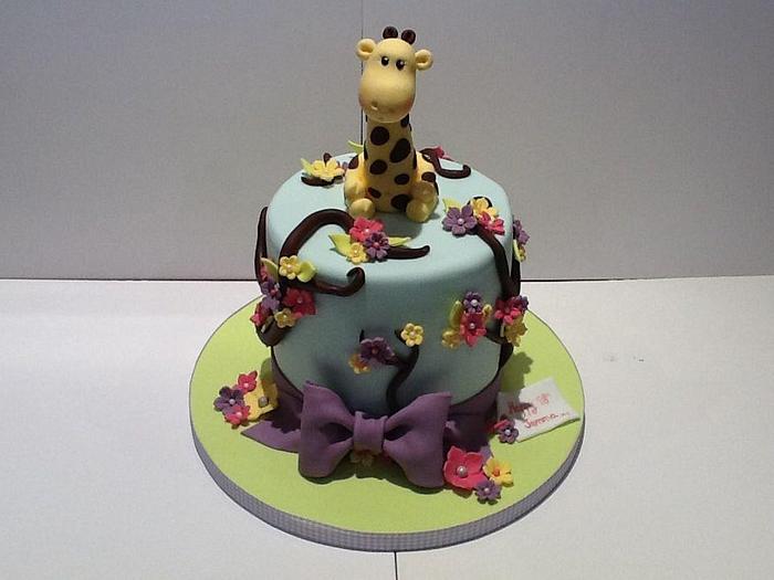 Pretty & Girly Giraffe Cake