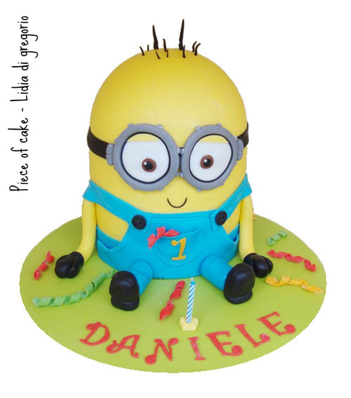 Minion cake