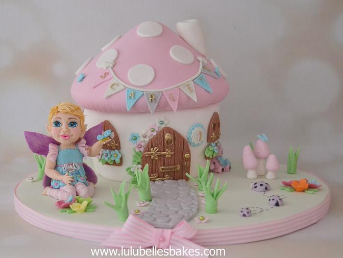 Pixie Giant Cupcake