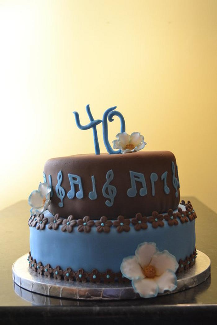 Brown and blue 40th birthday cake 