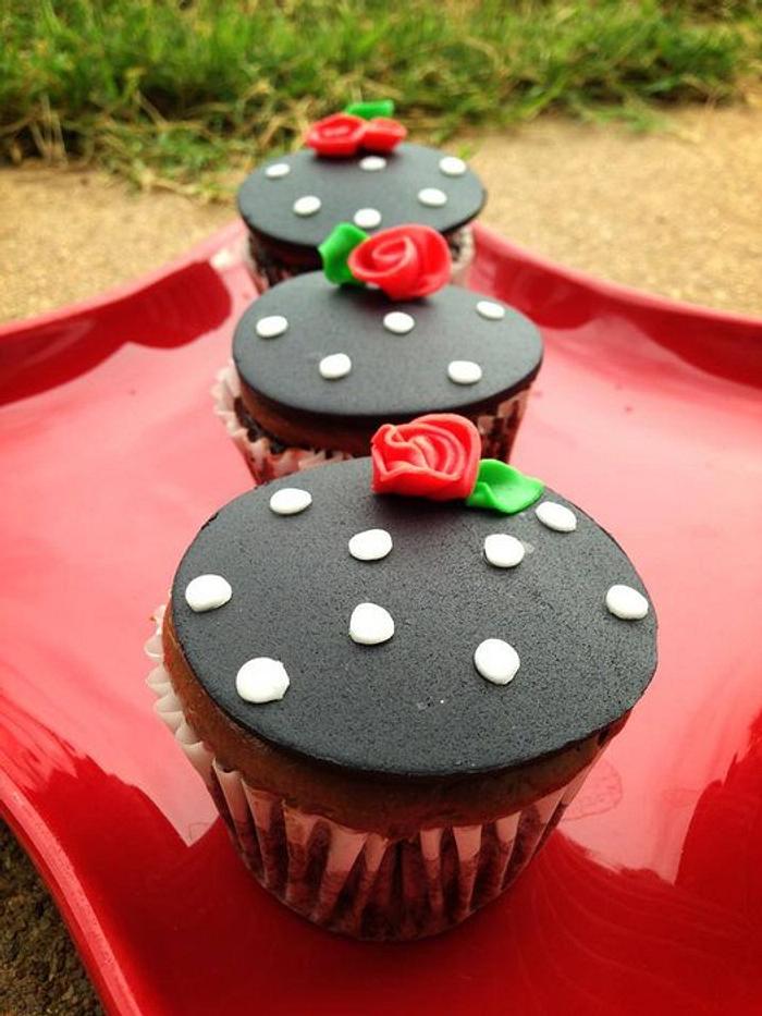 Triple Choco Surprise Cupcakes 