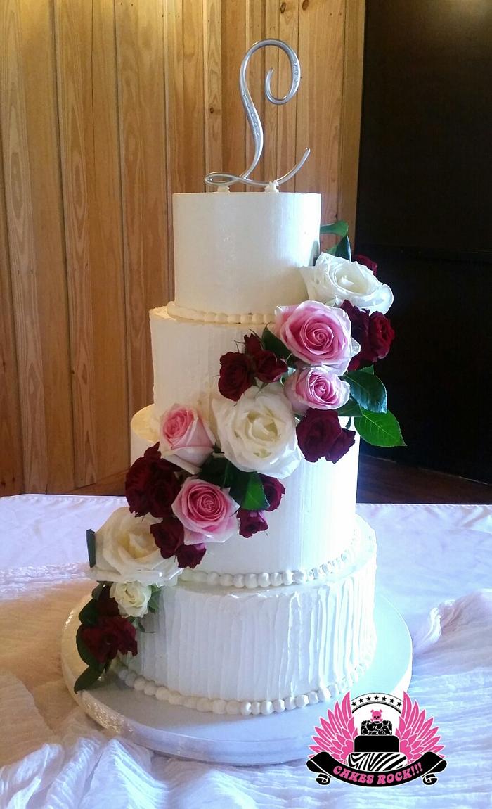 Lovely Buttercream Wedding Cake
