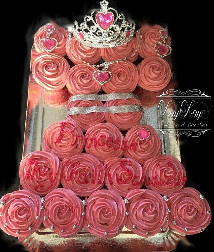 Pink Princess cupcakes 
