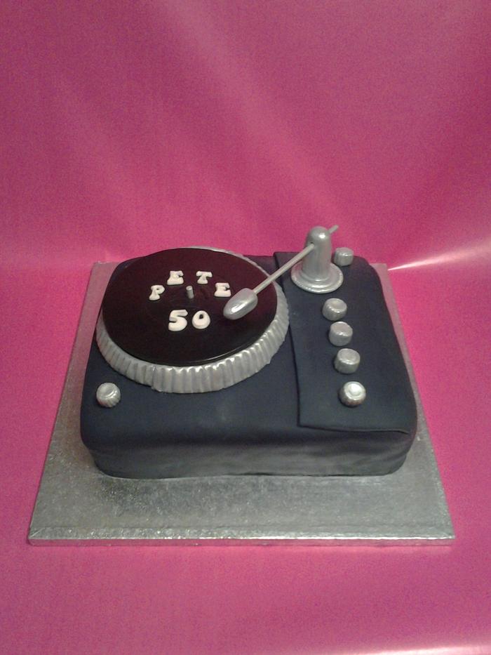 record player cake