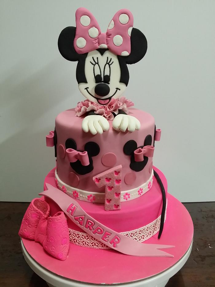 Birthday Minnie Mouse Cake