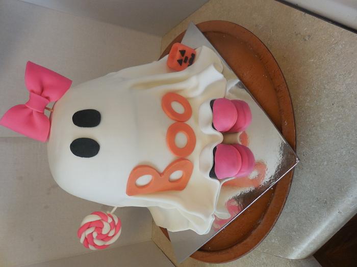 Lil Bit Halloween Ghost cake