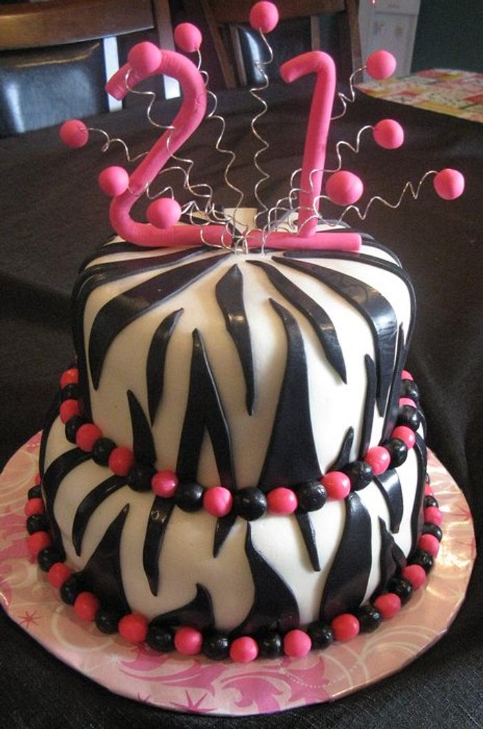 My first black & white Zebra cake