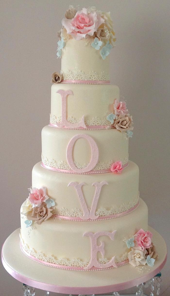 Vintage Wedding cake 