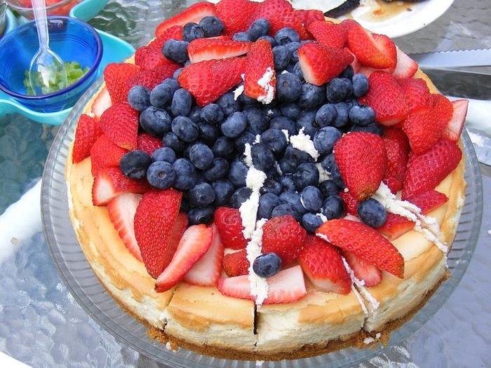 RED WHITE & BLUE Cheesecake