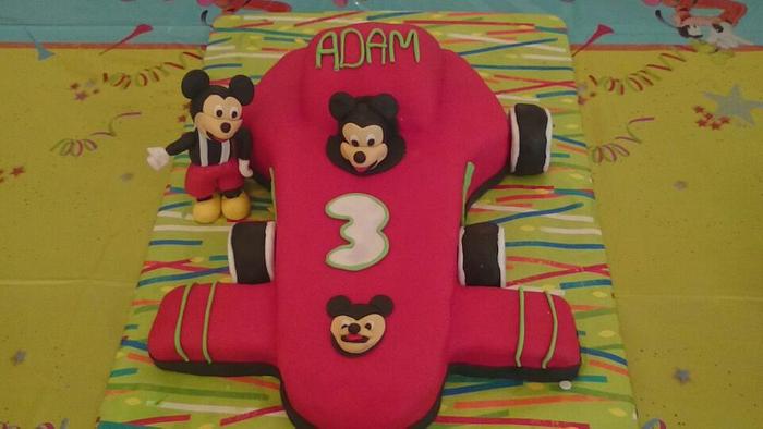 mickey mouse cake