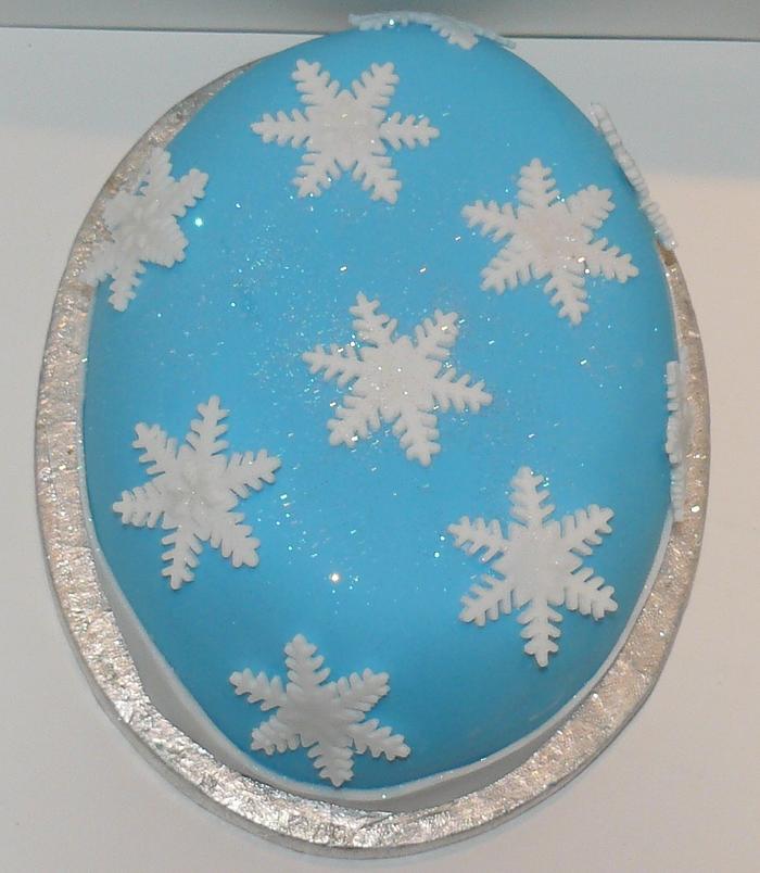 Mini Oval snow flake cake 