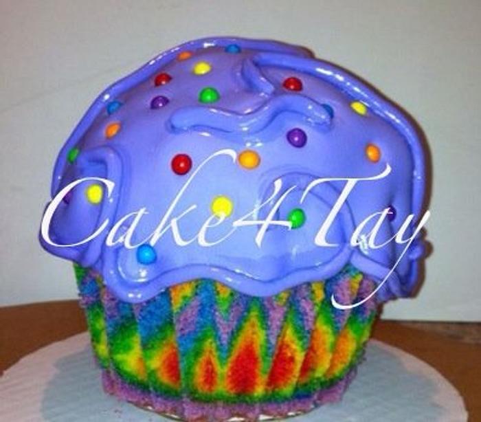 Jiant Rainbow Cake