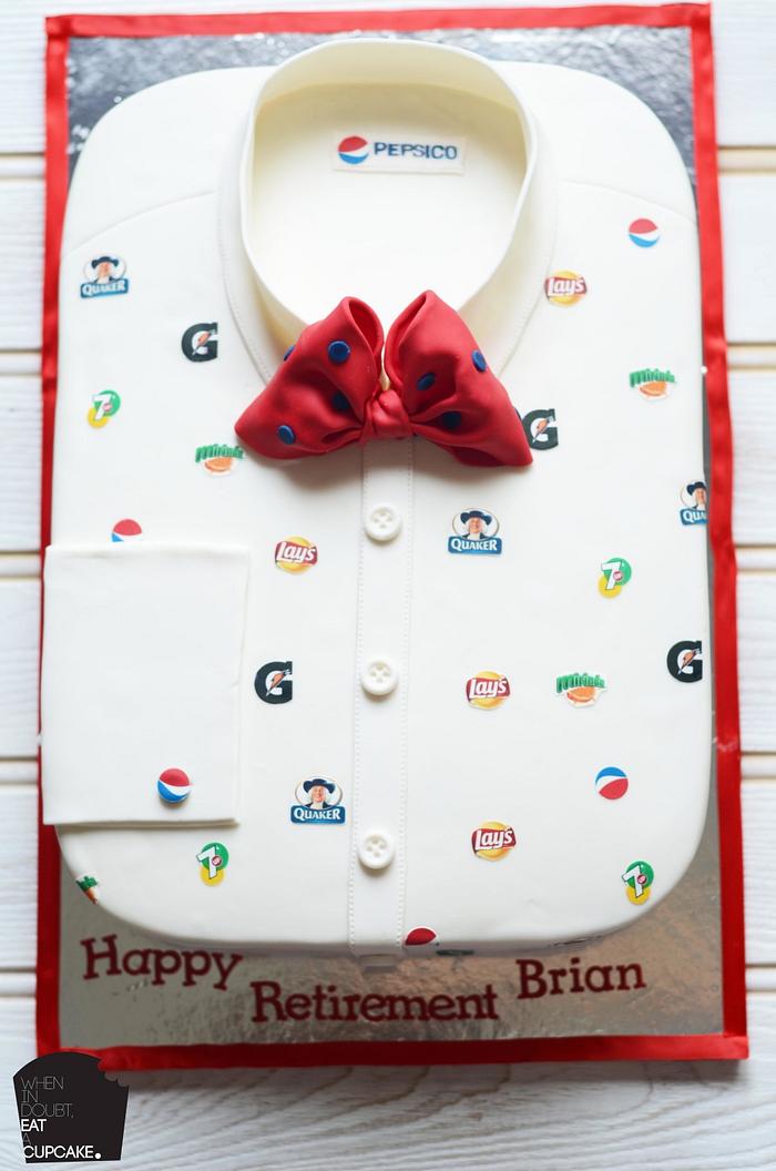 Shirt with bow cake 