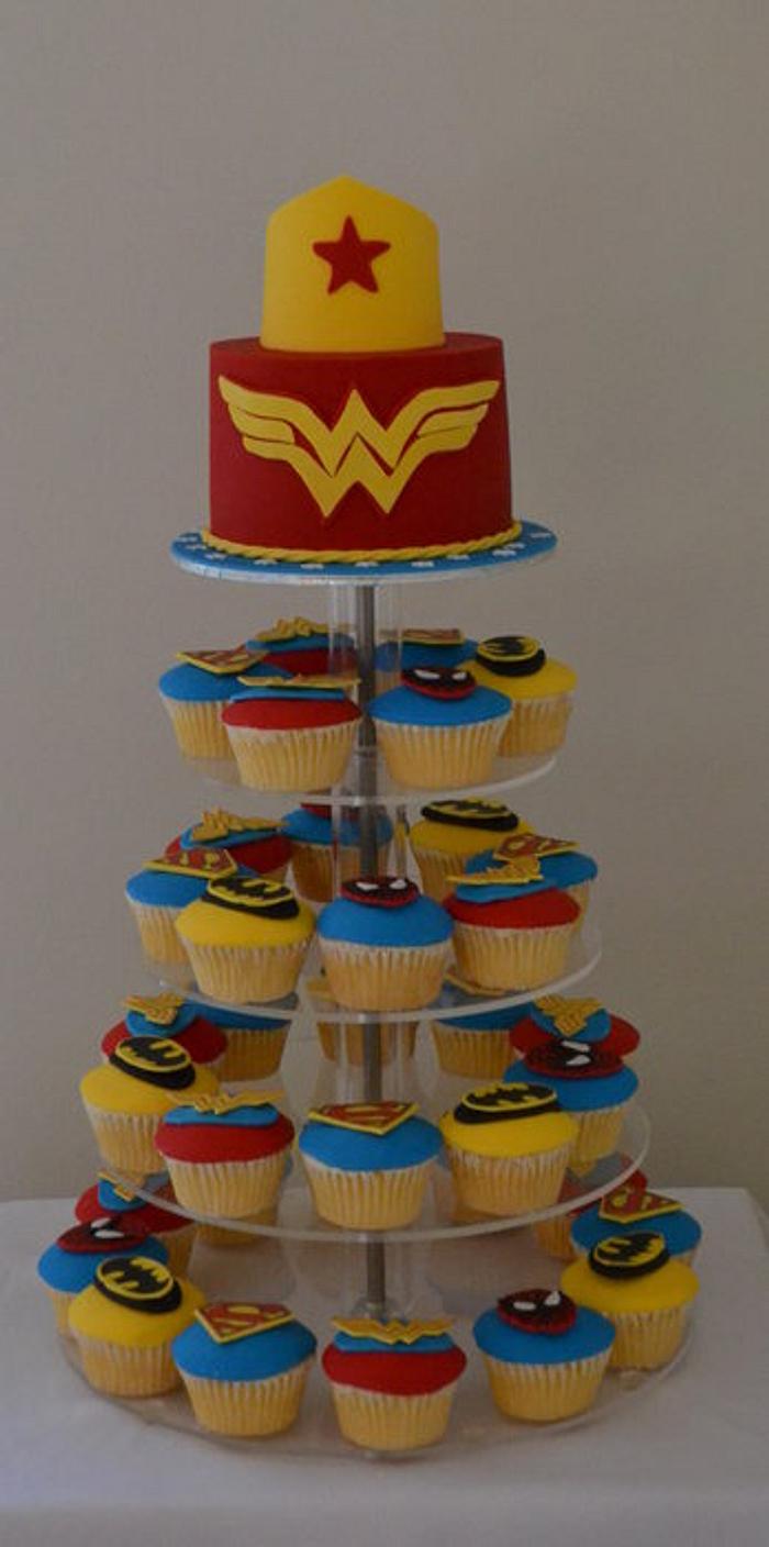 super heroes cake