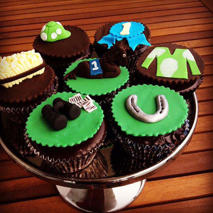 Melbourne Cup cupcakes
