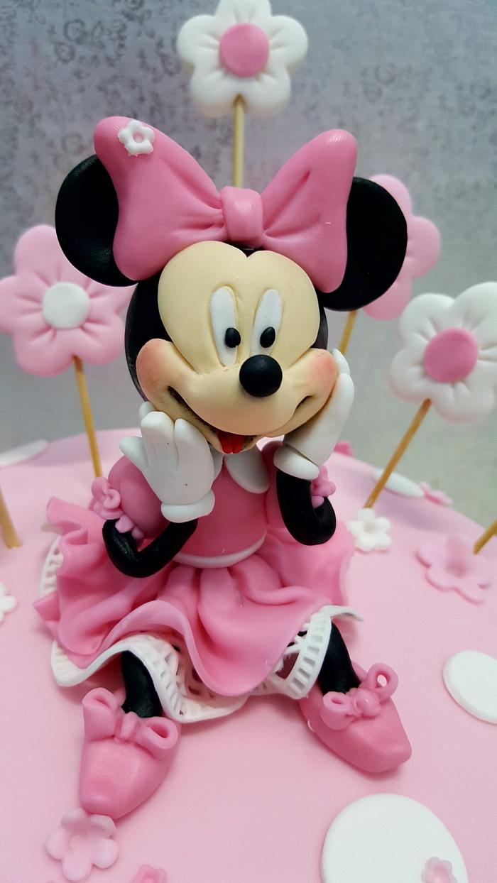 Happy Minnie Mouse
