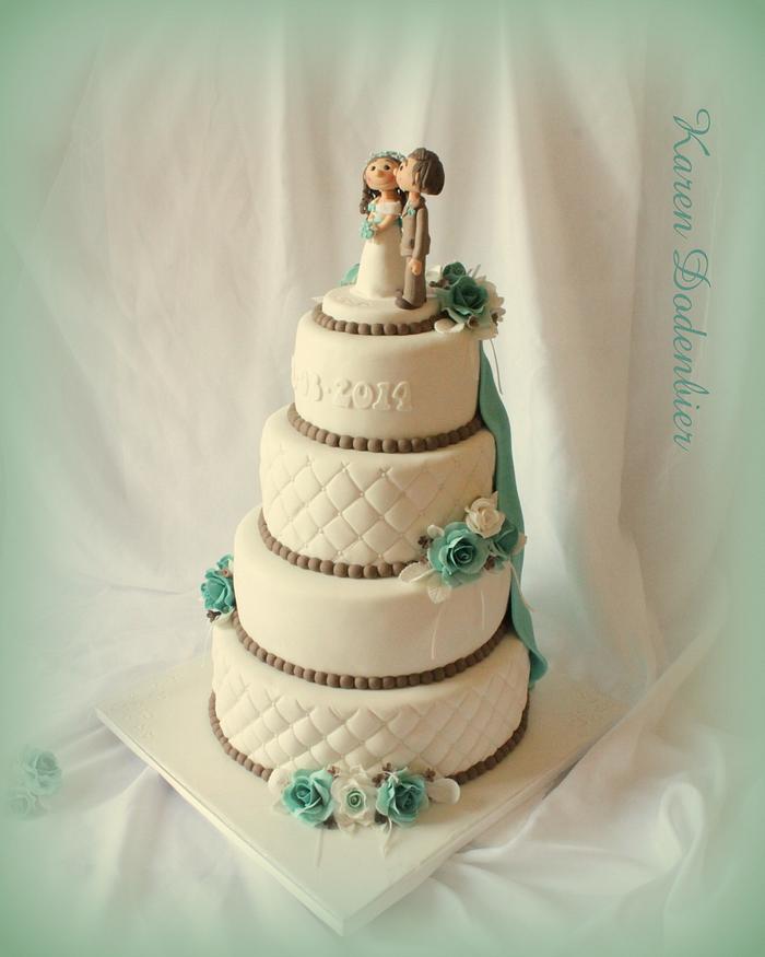 Aqua wedding cake! 