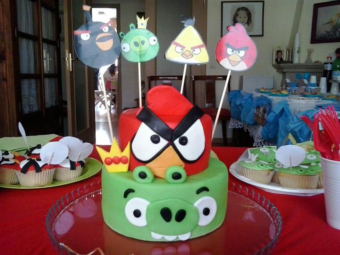 Angry birds candy table