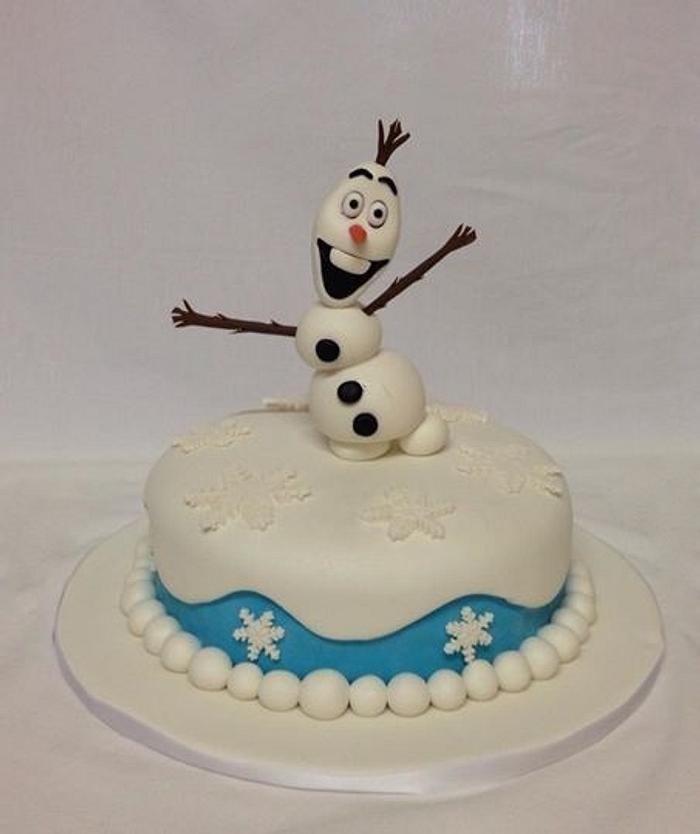 'I'm Olaf and I like warm hugs!' frozen cake