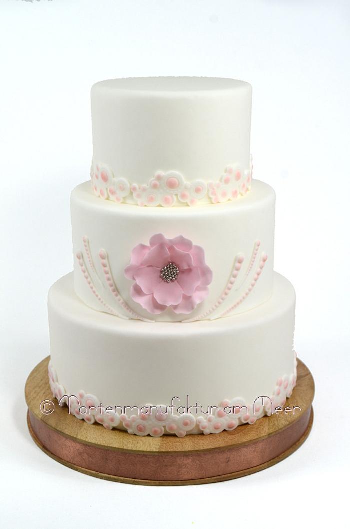 Wedding Cake in light pink