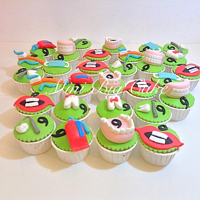 Dentist cupcakes 