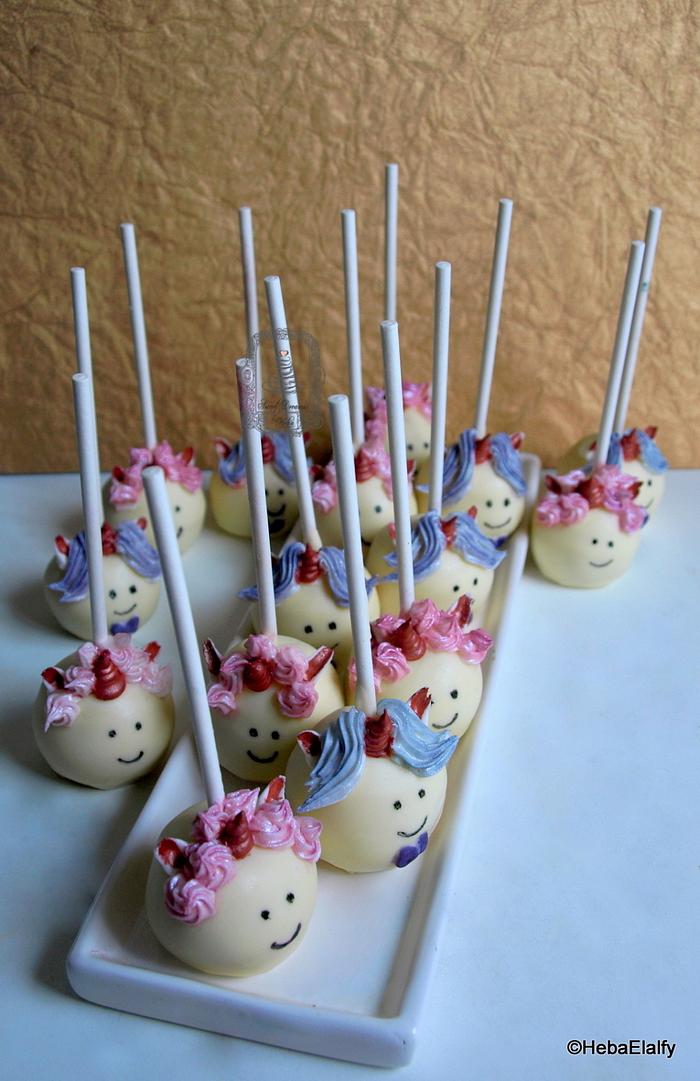 Unicorn Cake Pops for class party