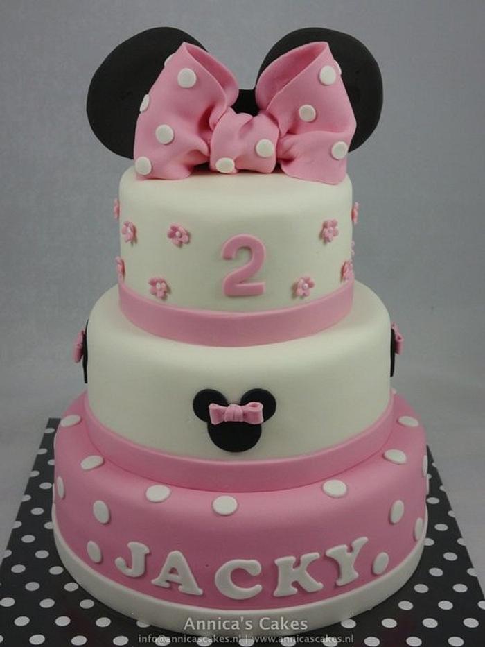 Sweet minnie ears cake