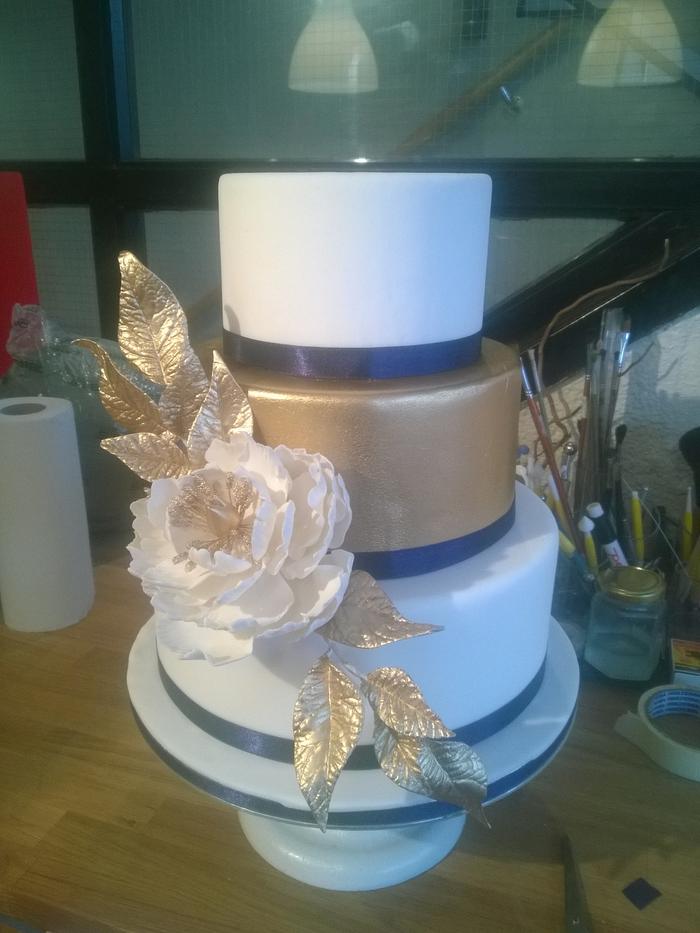 Gold and Navy Glitzy wedding cake